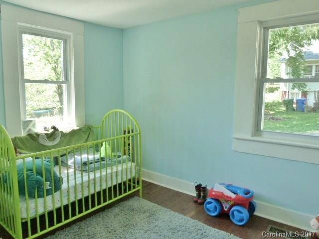 183 Pennsylvania Avenue - Photo 12