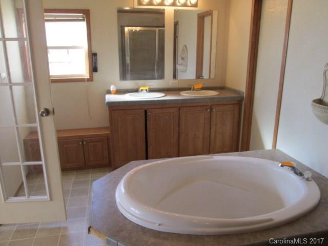 12 Berlins View - Photo 10