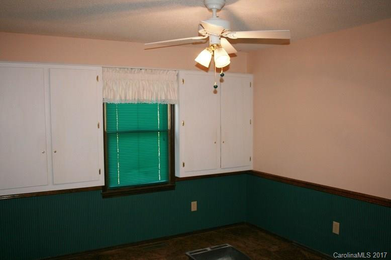 123 Cross Over Road - Photo 11