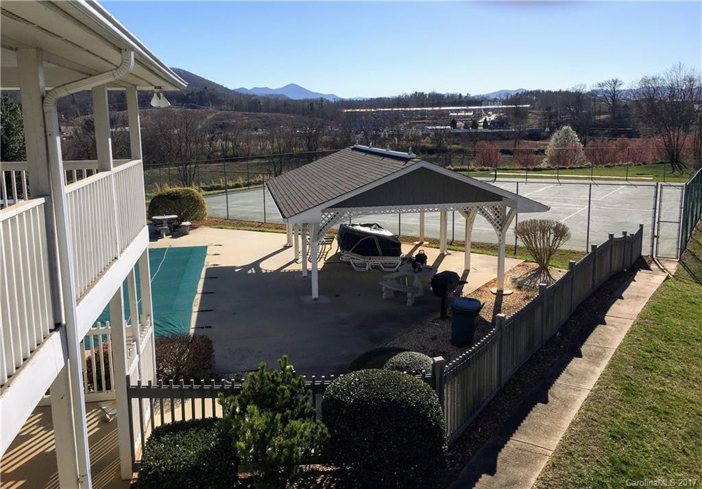 2704 Sagamore Lane #2704 - Photo 15