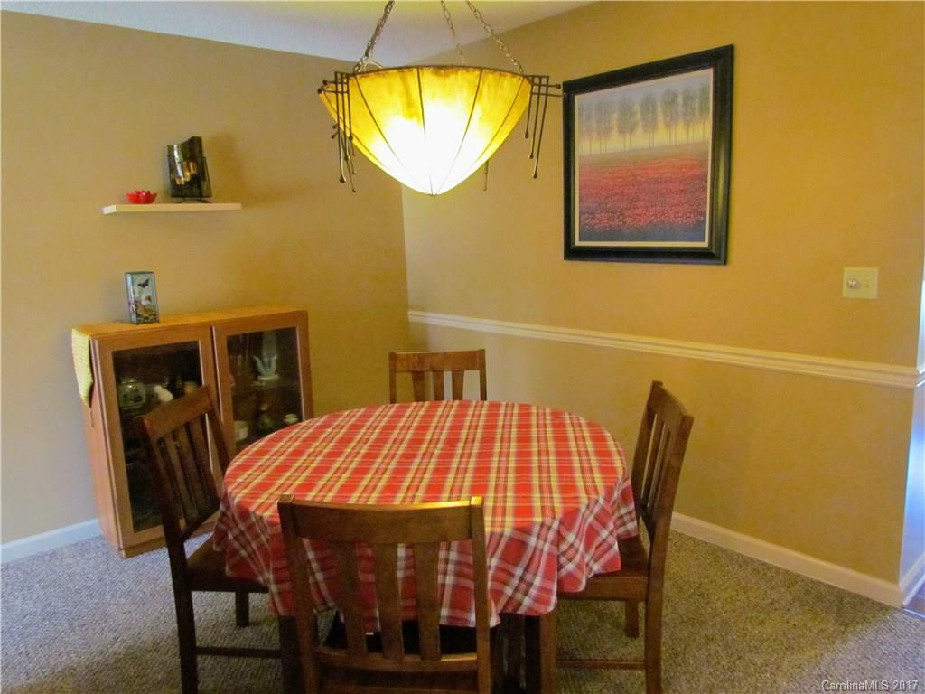 2704 Sagamore Lane #2704 - Photo 8