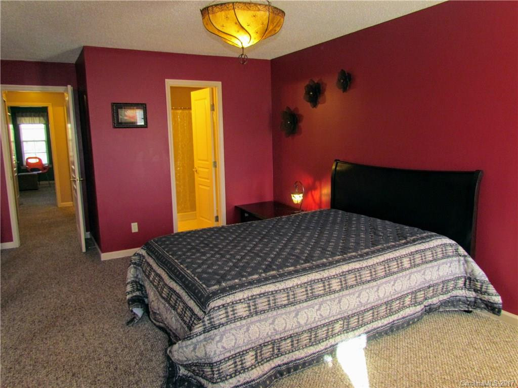 2704 Sagamore Lane #2704 - Photo 10