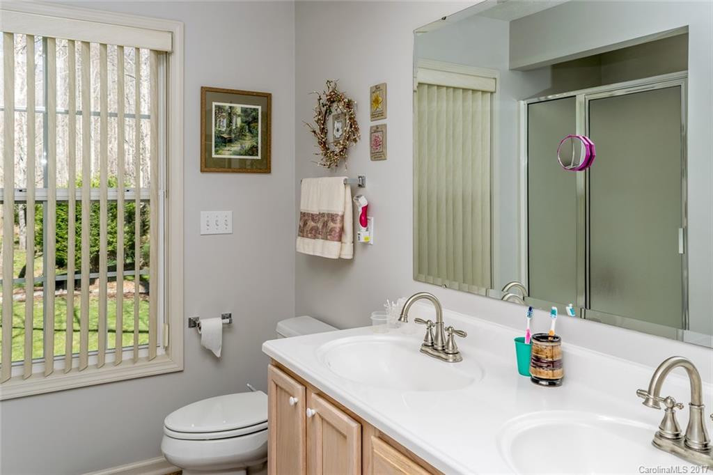 55 St Andrews Drive - Photo 16