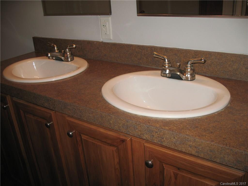 27 Sage Way - Photo 10