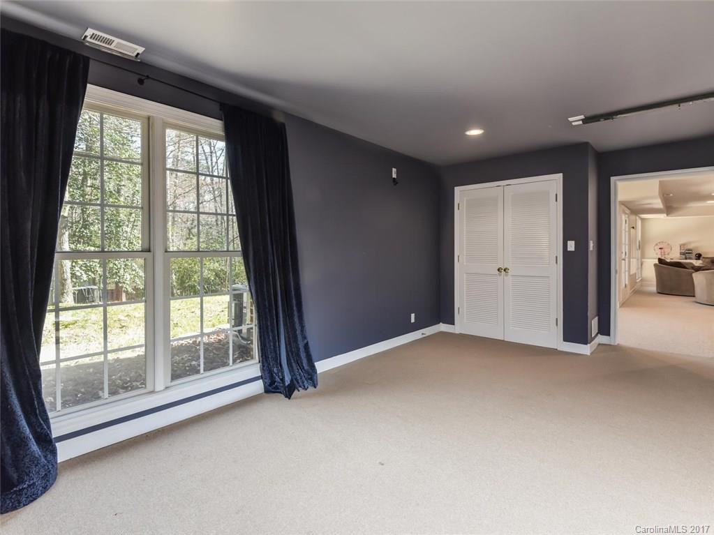 1034 Columbine Road - Photo 16