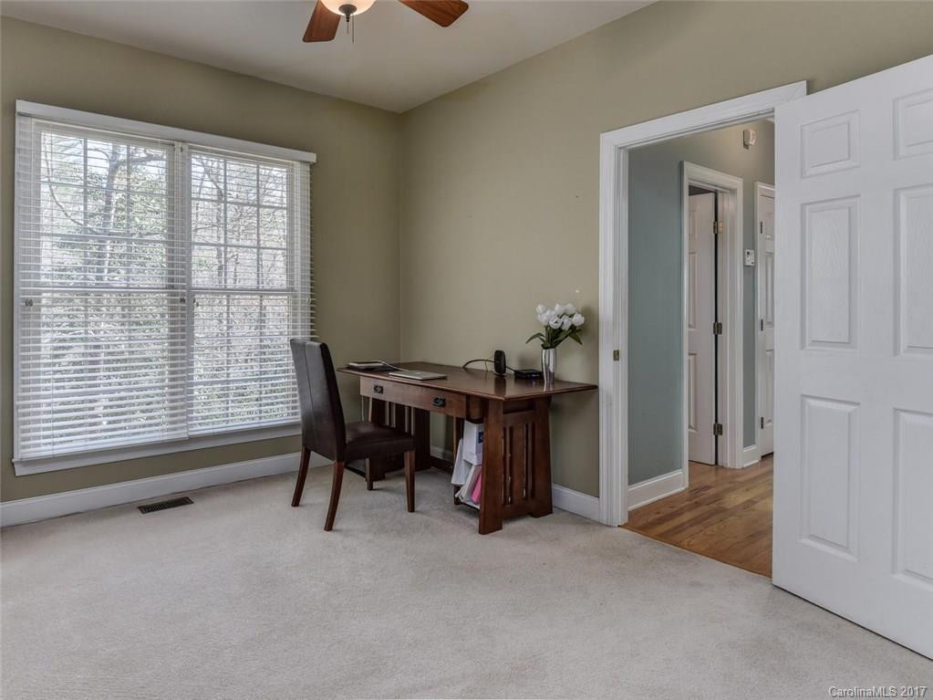 1034 Columbine Road - Photo 9