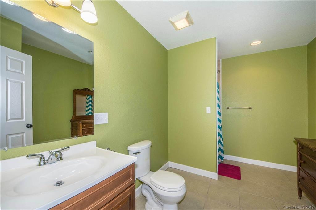 565 Sweetwater Drive - Photo 19