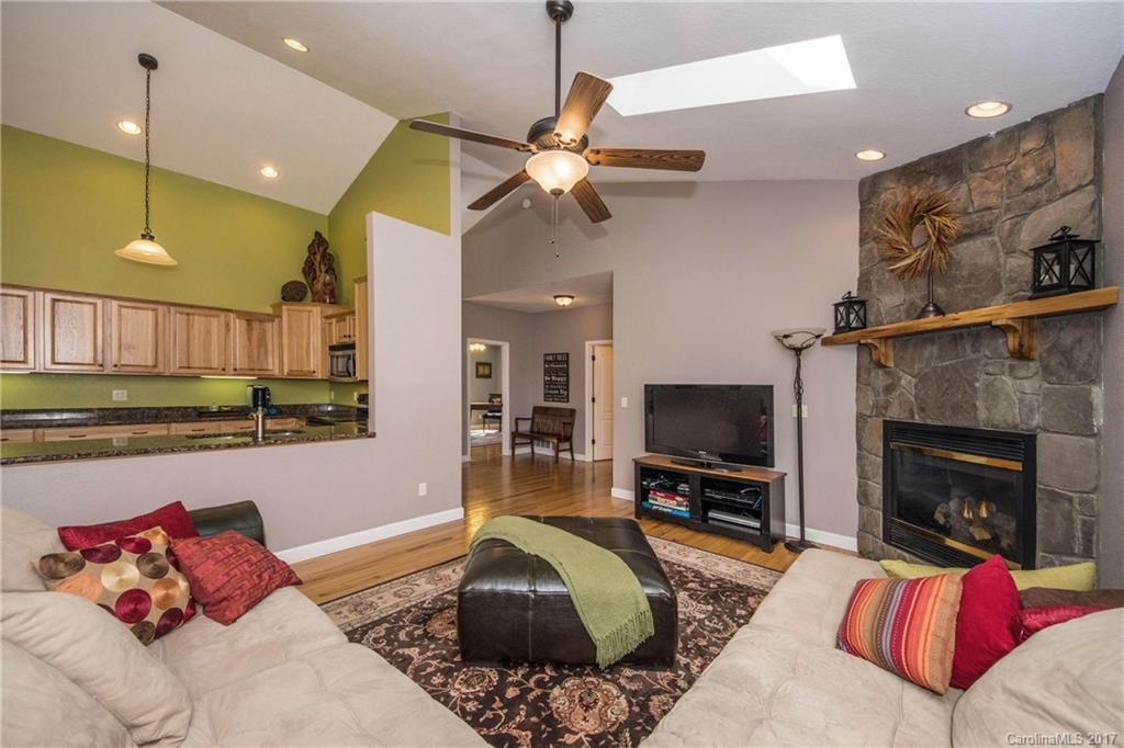 565 Sweetwater Drive - Photo 9