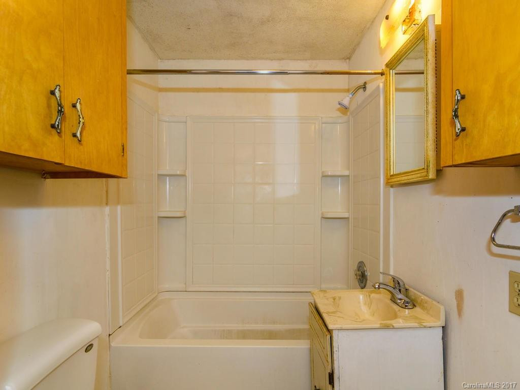 1421 Old Spartanburg Road #23 - Photo 15