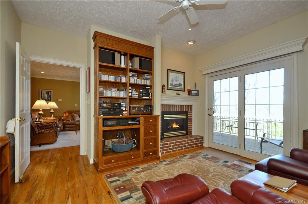 111 Sunny Ridge Drive - Photo 12