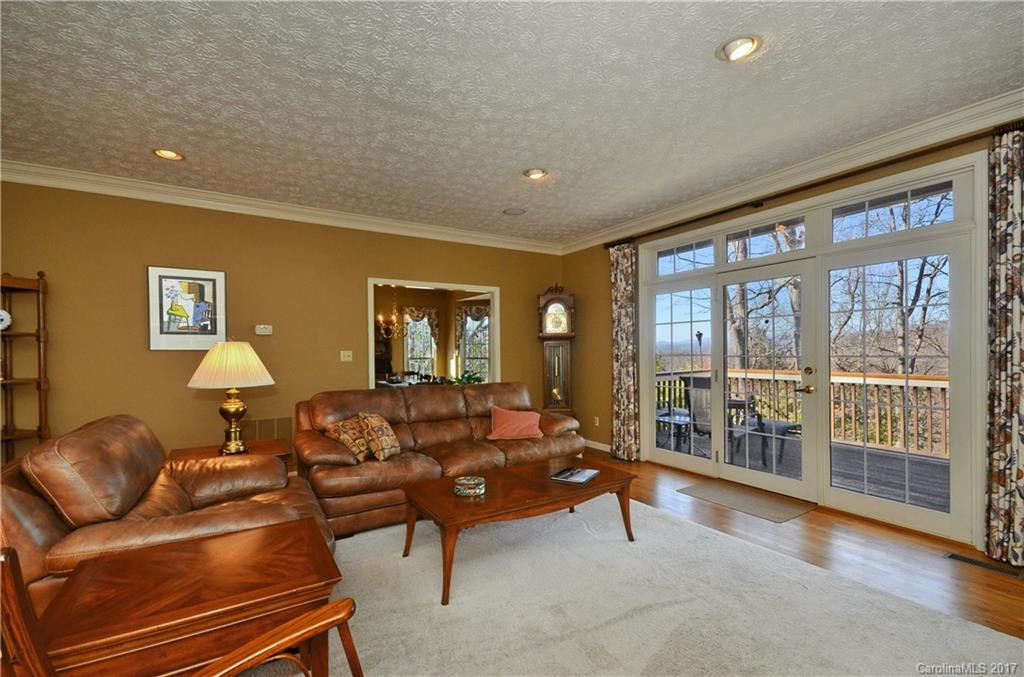 111 Sunny Ridge Drive - Photo 8