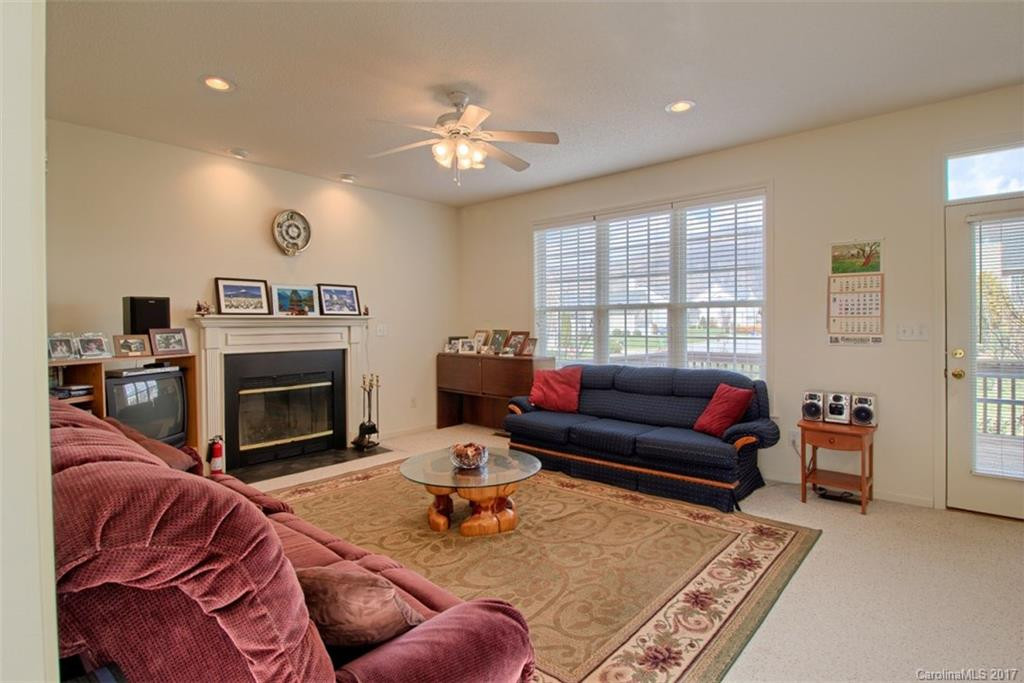 17 Poplar Grove Court - Photo 5