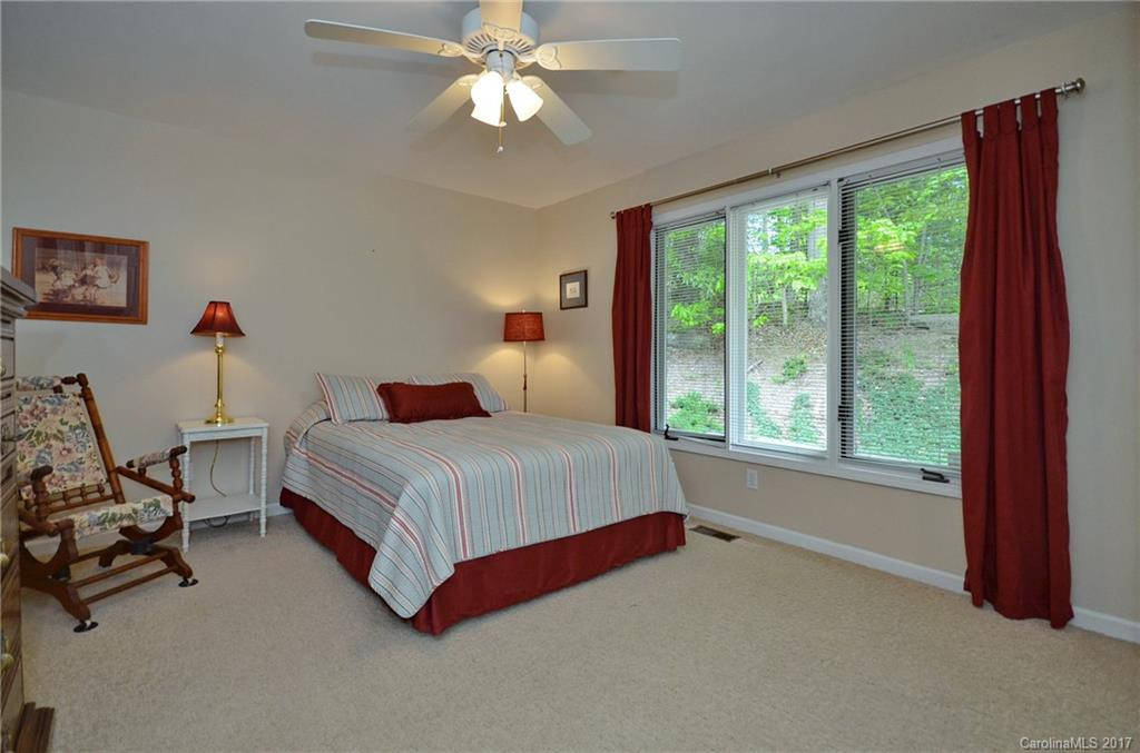 4521 Cove Loop Road - Photo 15