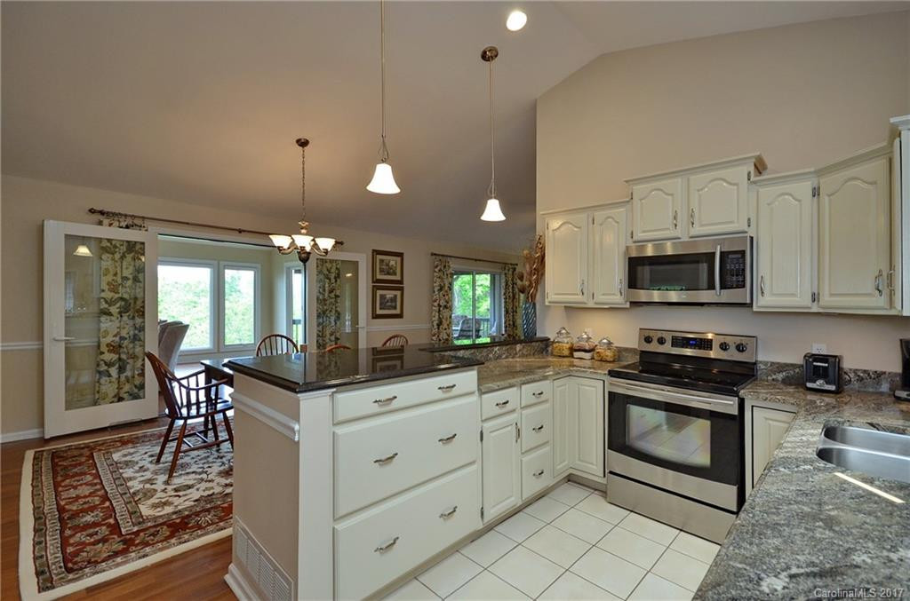 4521 Cove Loop Road - Photo 8