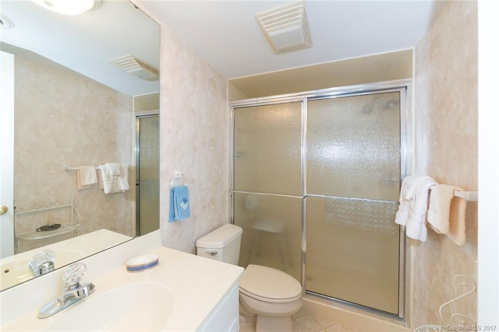 2 Lakemoor Lane #2 - Photo 8