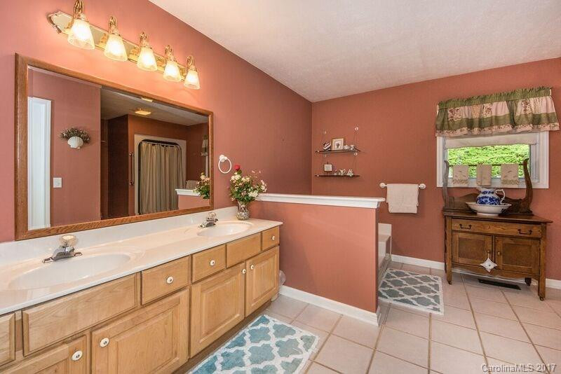 501 Oak Ridge Drive - Photo 14