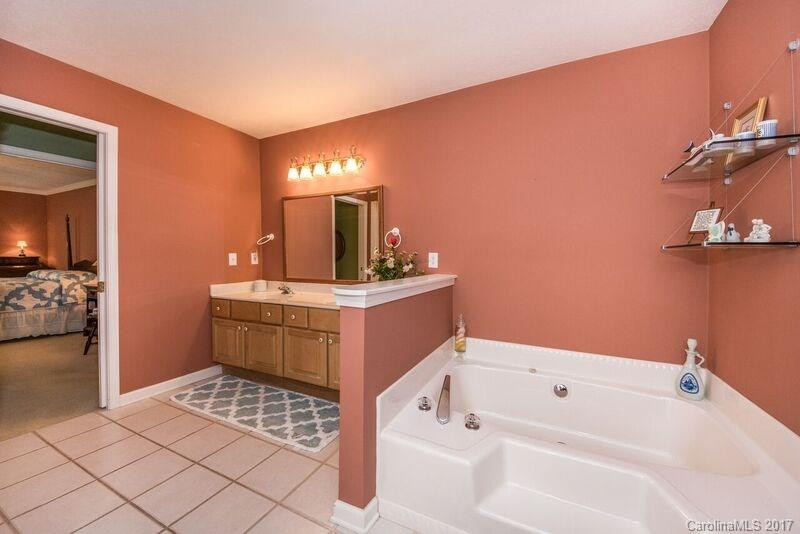 501 Oak Ridge Drive - Photo 15