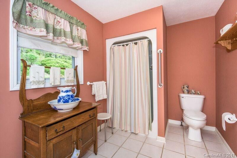 501 Oak Ridge Drive - Photo 16