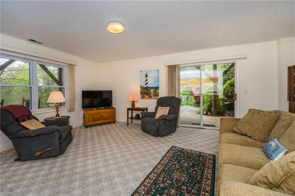 501 Oak Ridge Drive - Photo 19