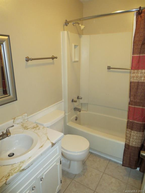 28 Capri Lane #1-A - Photo 5