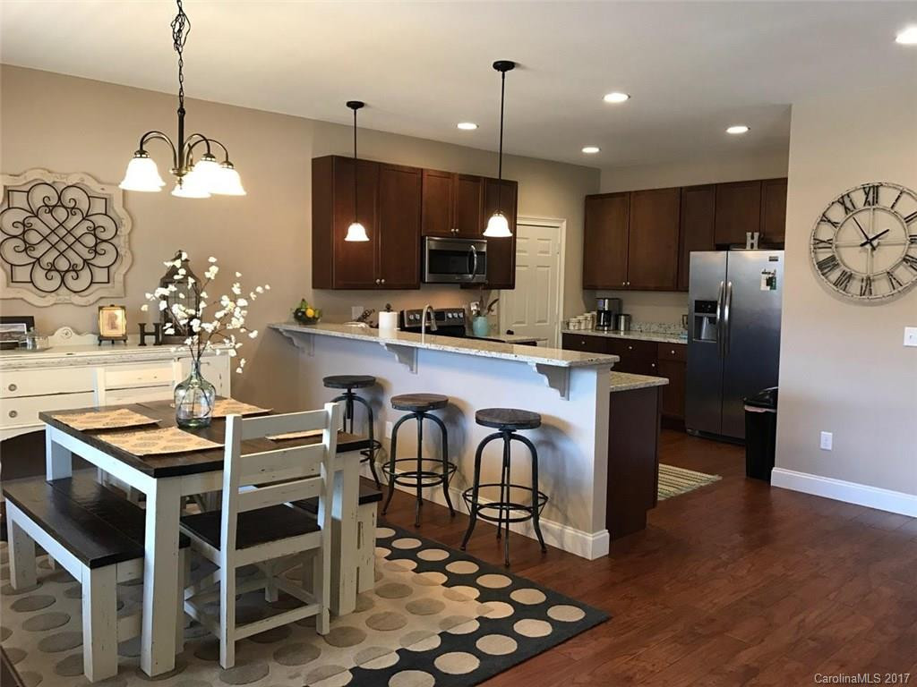56 Asher Lane - Photo 2