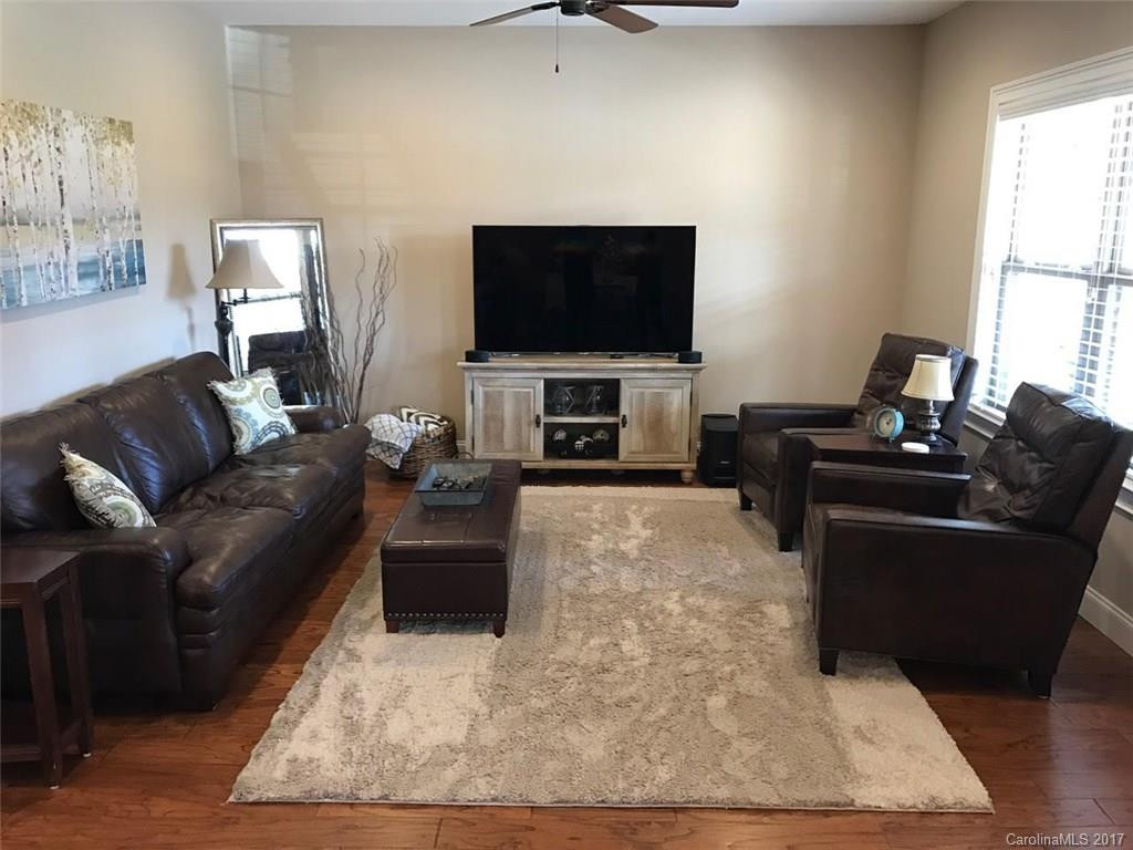 56 Asher Lane - Photo 7