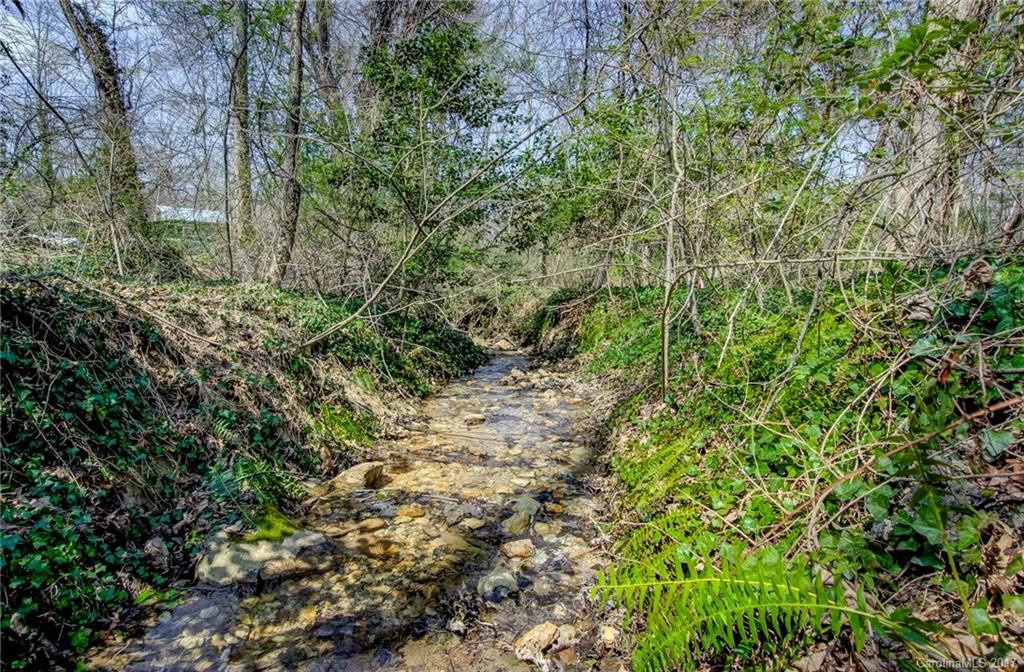 2 Mulberry Drive #. - Photo 4