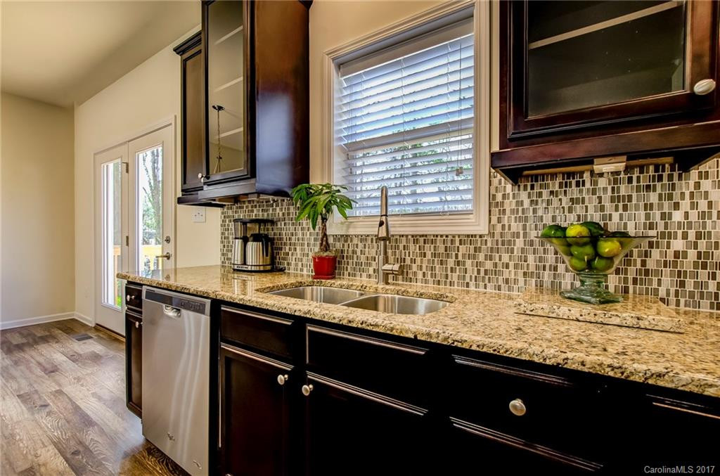2 Mulberry Drive #. - Photo 6