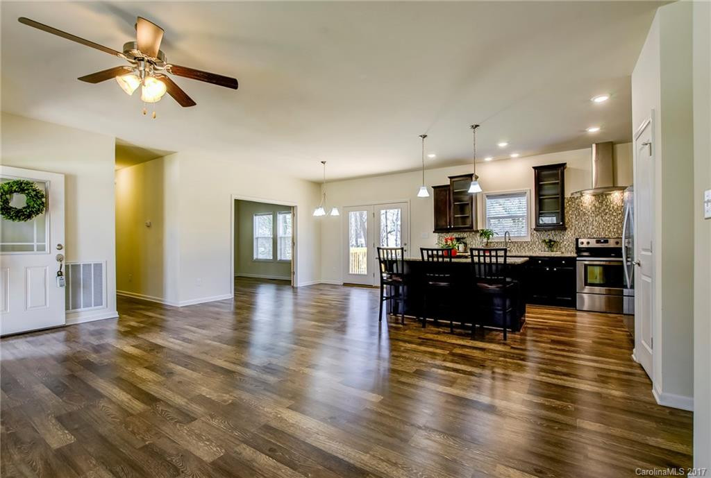 2 Mulberry Drive #. - Photo 8
