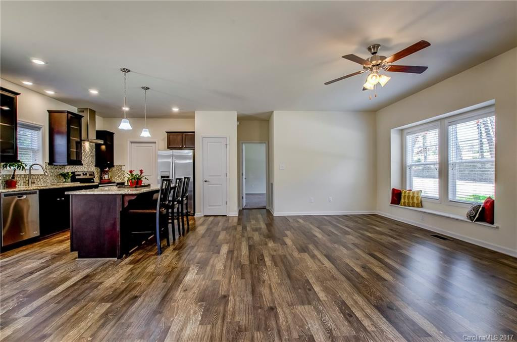 2 Mulberry Drive #. - Photo 9