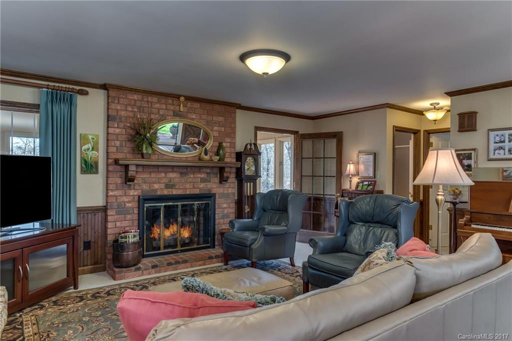 228 Padgett-Burns Road - Photo 4