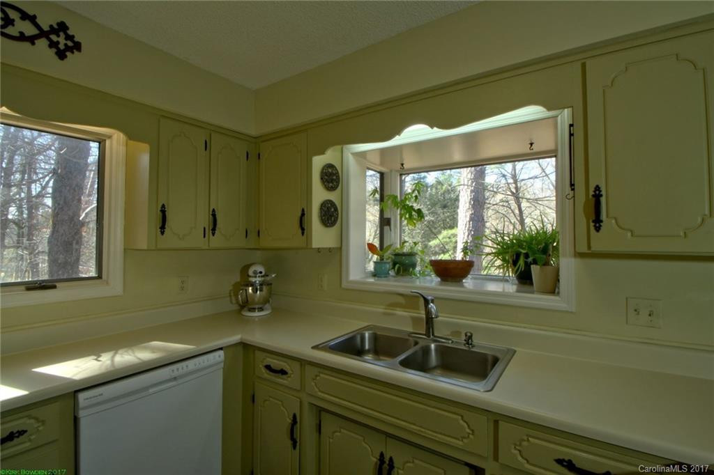 1761 Warrior Drive - Photo 8