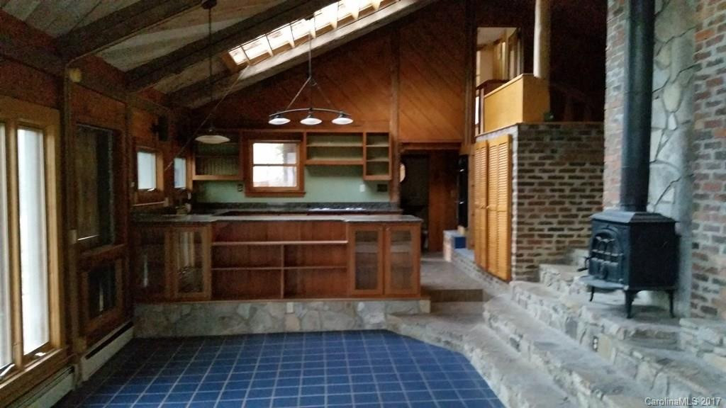 243 Sleepy Gap Road - Photo 4