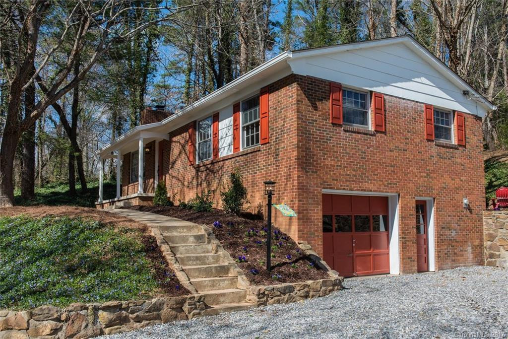 7 Lakeside Drive - Photo 2