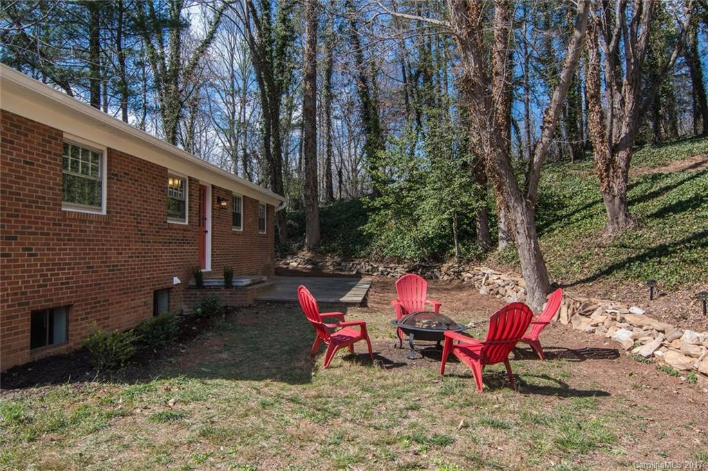 7 Lakeside Drive - Photo 18