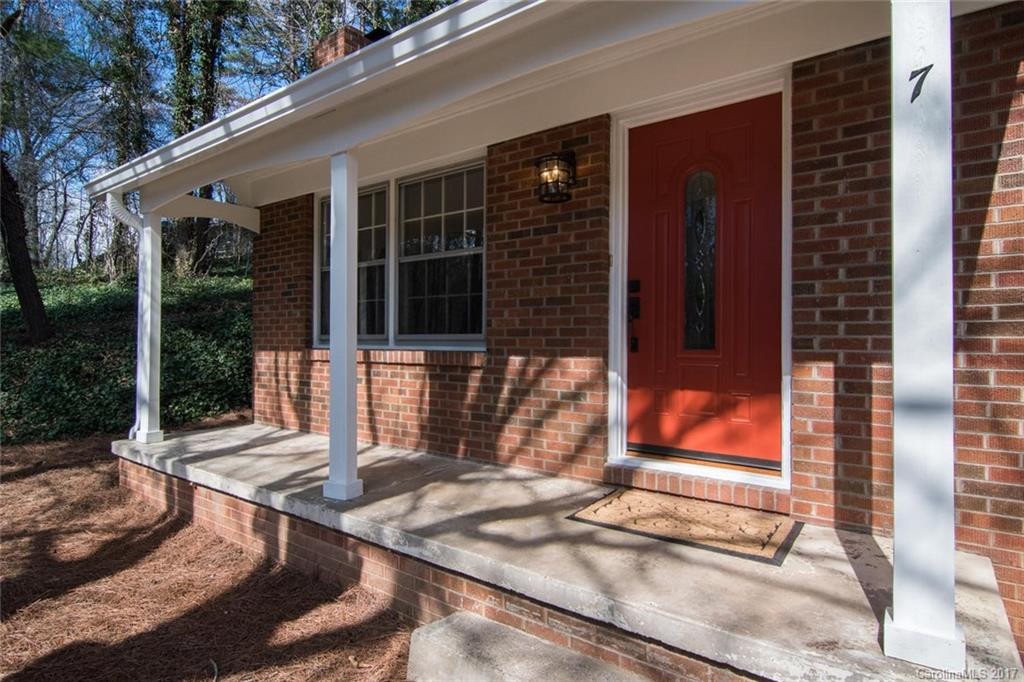 7 Lakeside Drive - Photo 3