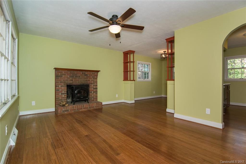 7 Lakeside Drive - Photo 4