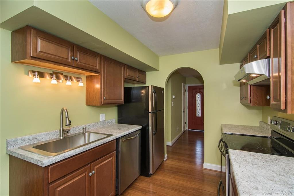 7 Lakeside Drive - Photo 9