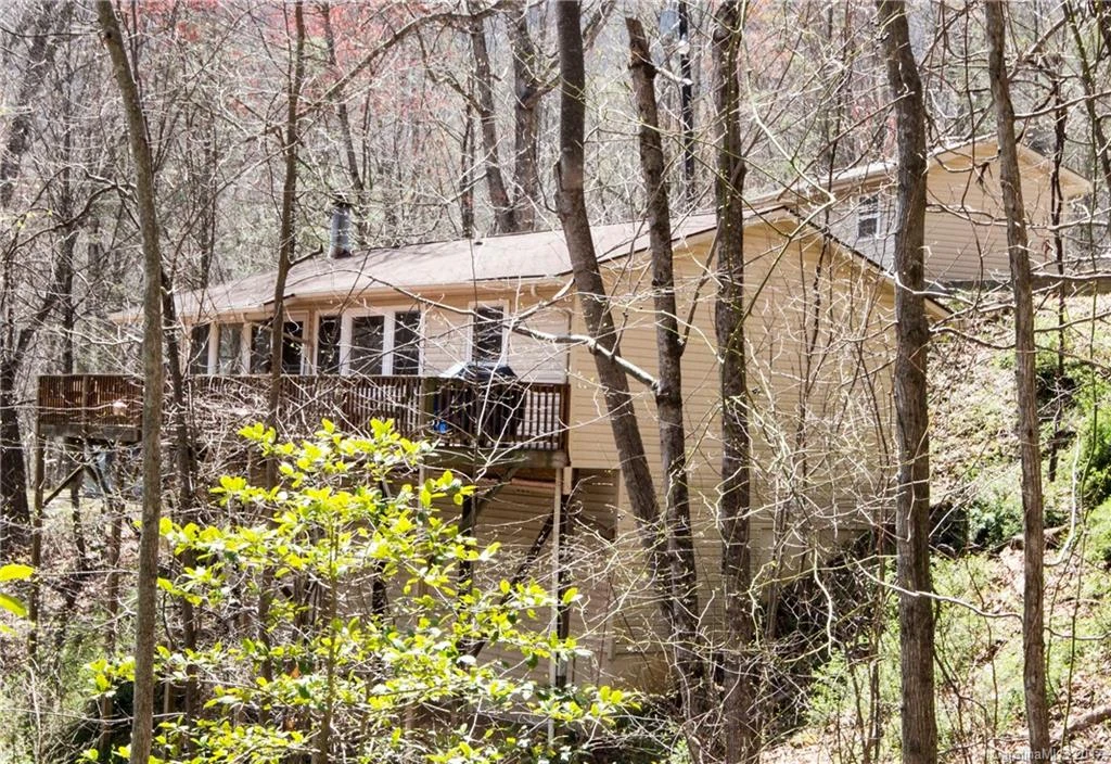 282 Friar Tuck Lane