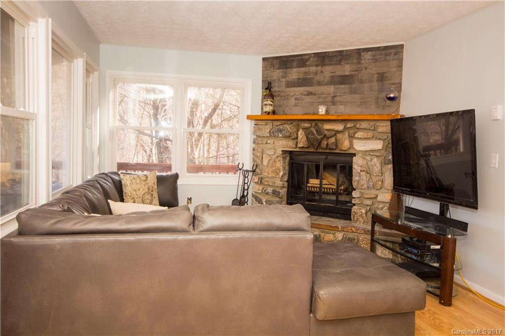 282 Friar Tuck Lane - Photo 5