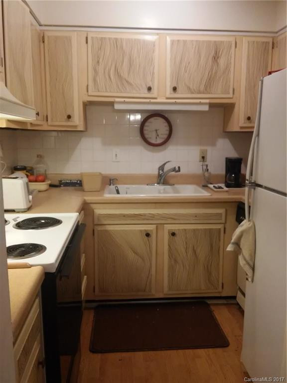 427 6th Avenue #B-13 - Photo 4