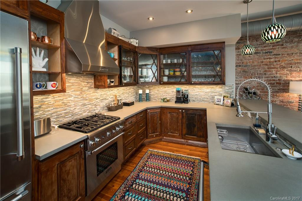 57 Broadway Street #B - Photo 2