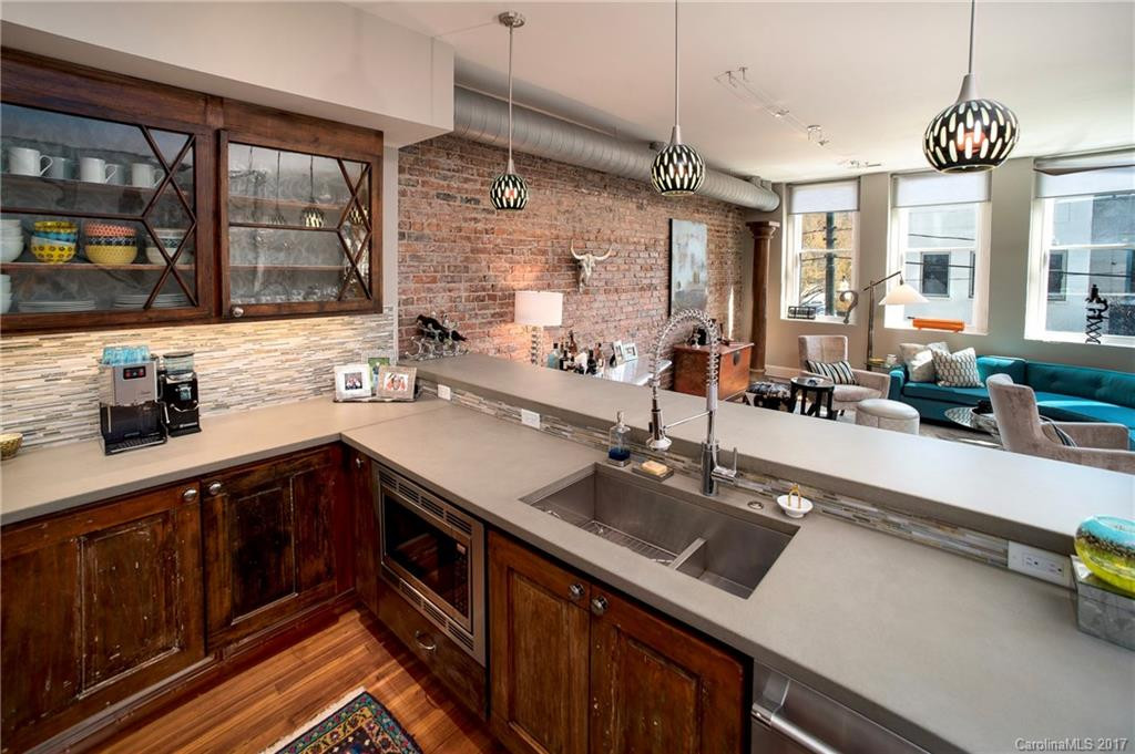 57 Broadway Street #B - Photo 3