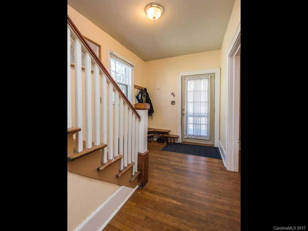 47 Ridgelawn Road - Photo 3