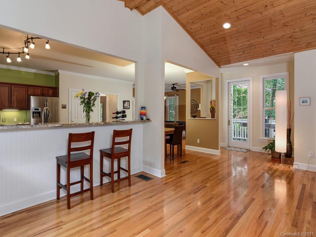 905 Woodvine Road - Photo 11
