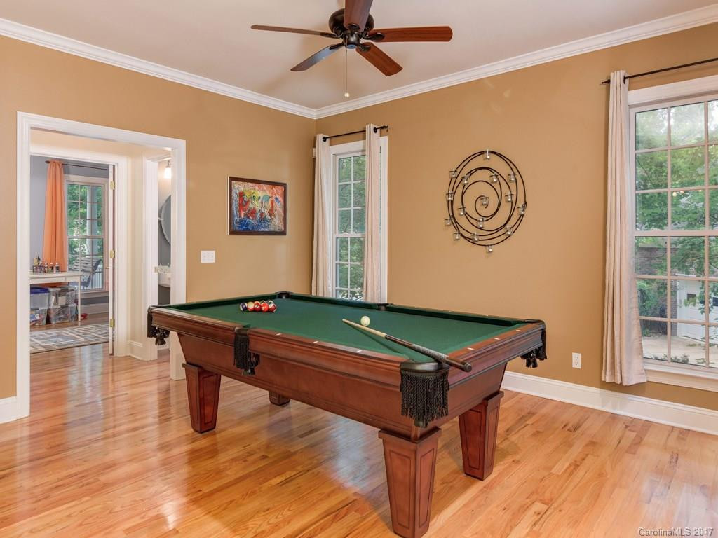905 Woodvine Road - Photo 12