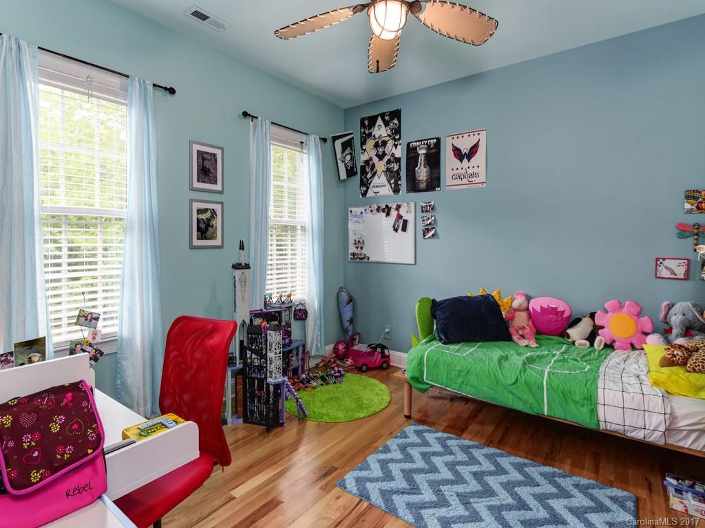 905 Woodvine Road - Photo 19