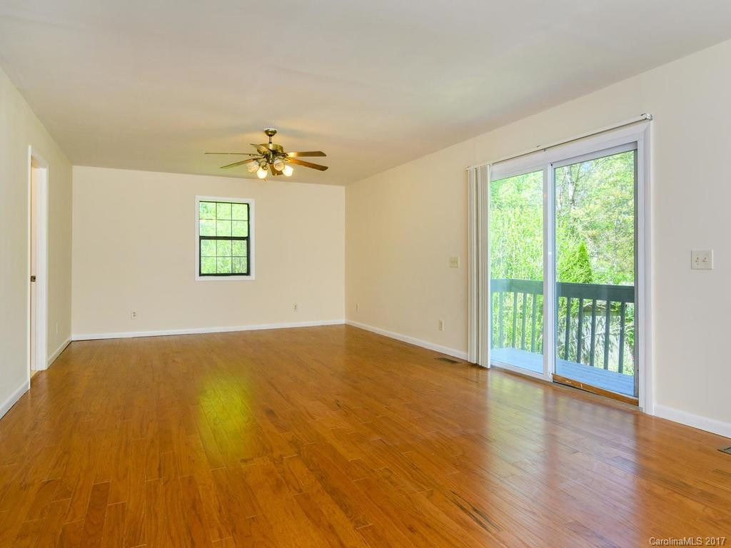 538 Shamrock Drive - Photo 11