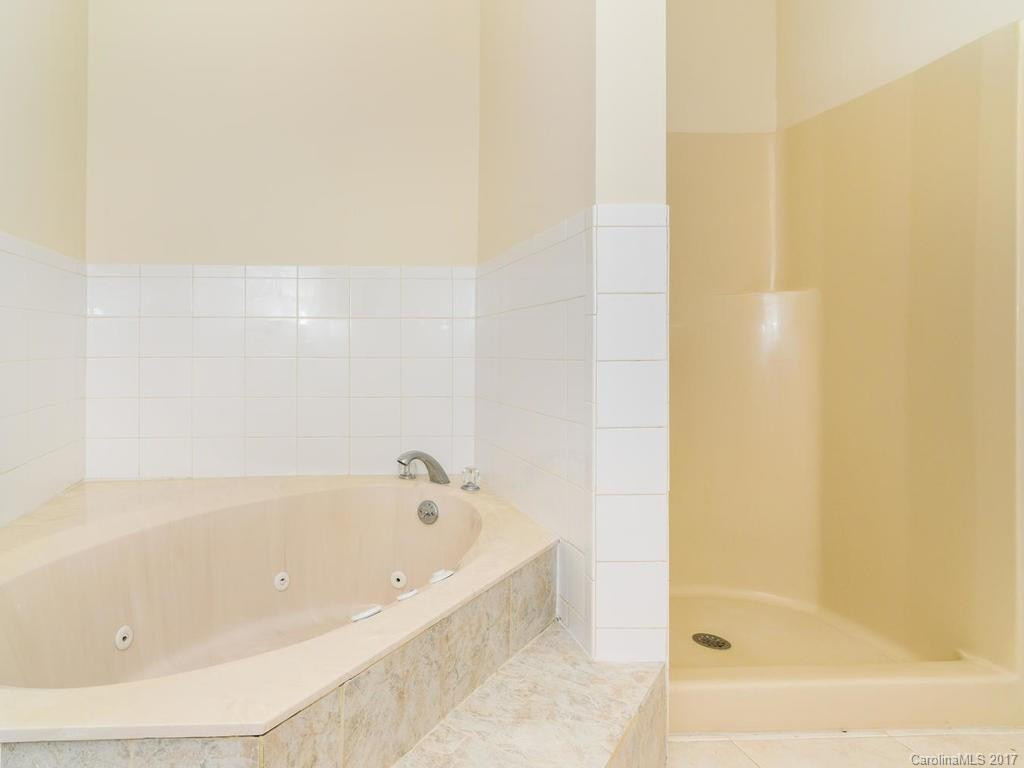 538 Shamrock Drive - Photo 12