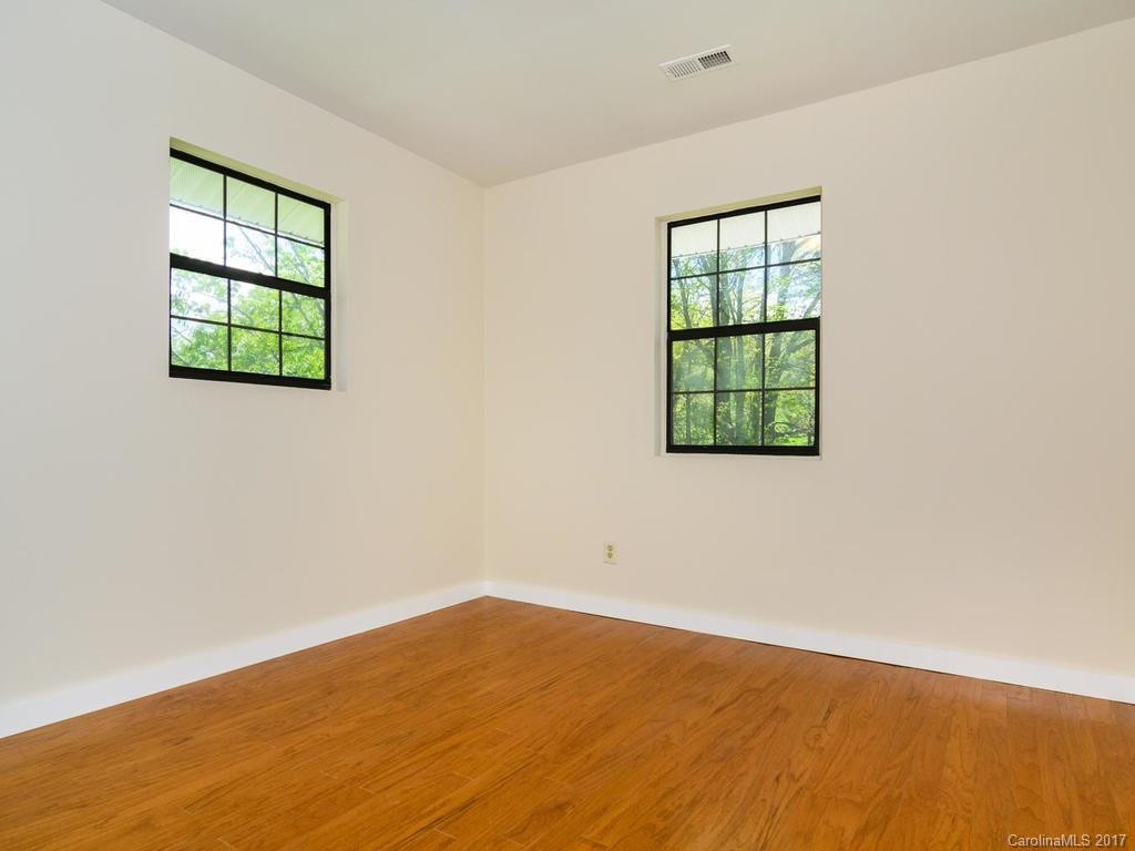 538 Shamrock Drive - Photo 15